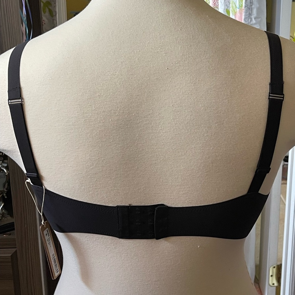 Skims Bra - Picture 3 of 6